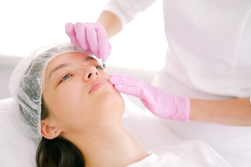 OPATRA LONDON in Zürich – RF Microneedling